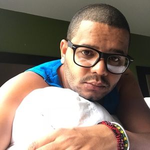 Meet your Posher, Cesar